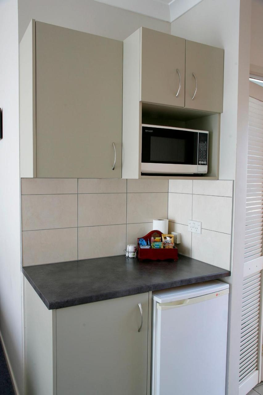 Touchwood Motor Lodge Pukekohe Luaran gambar