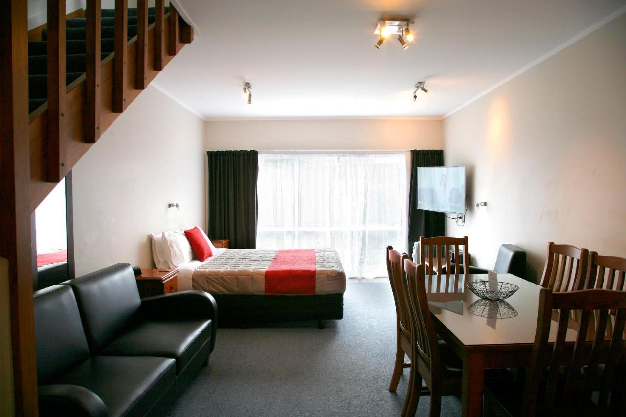 Touchwood Motor Lodge Pukekohe Luaran gambar