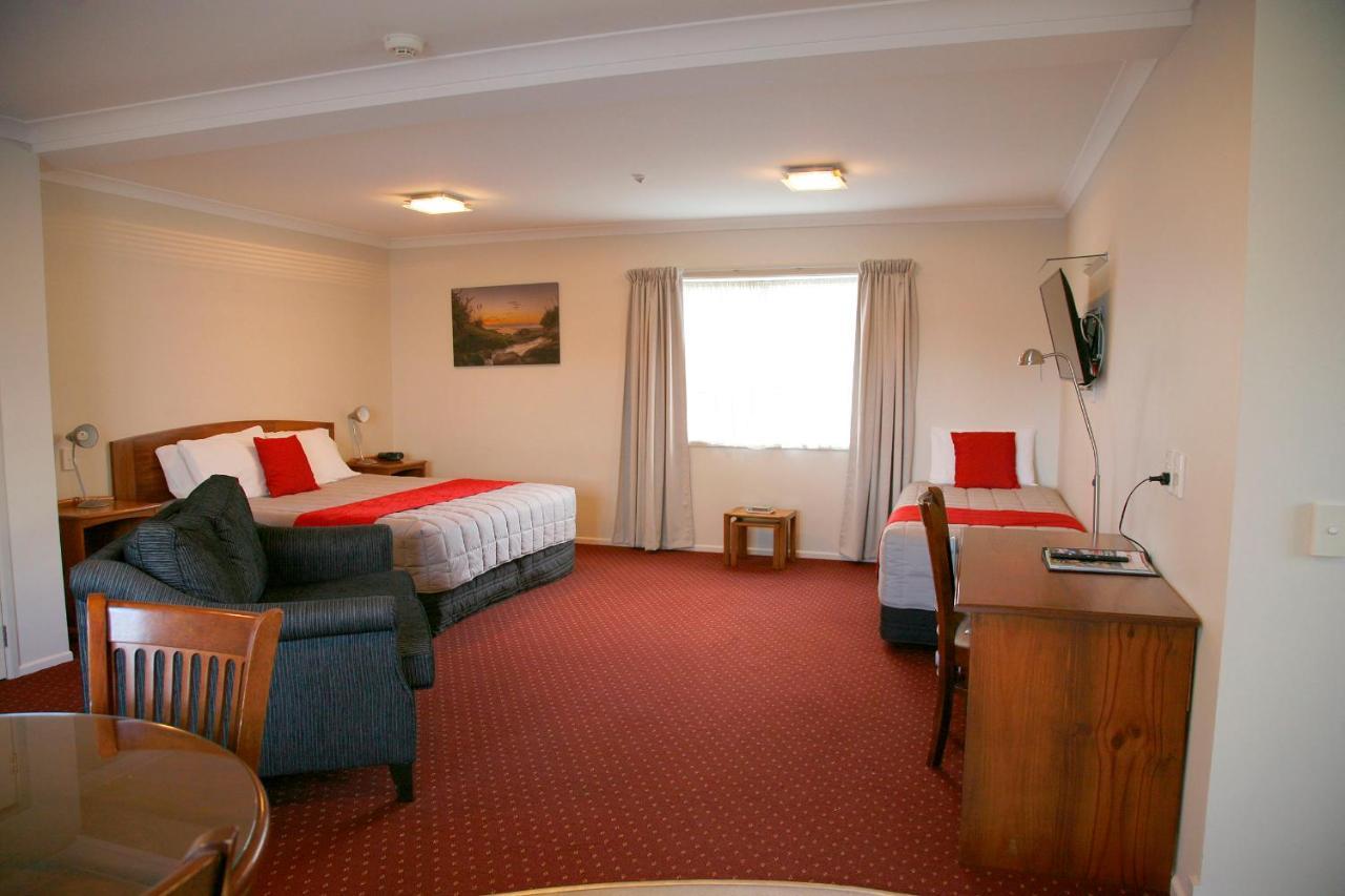 Touchwood Motor Lodge Pukekohe Luaran gambar